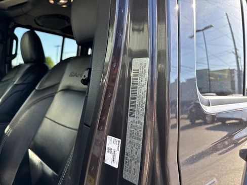 Used 2020 Jeep Wrangler Unlimited Sahara AWD/4WD image 27