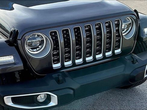 Used 2021 Jeep Wrangler Unlimited Sahara w/ Cold Weather Group image 29