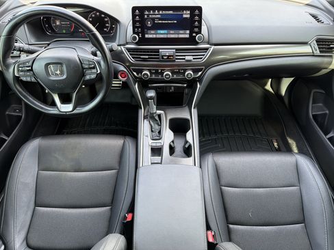 Used 2020 Honda Accord Sport image 3