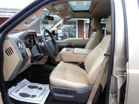 Used 2011 Ford F250 Lariat w/ Lariat Ultimate Pkg AWD/4WD image 7