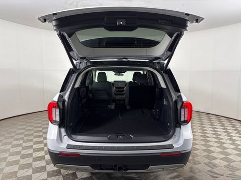 New 2026 Ford Explorer Active w/ Active Comfort Package RWD image 23