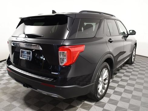 Used 2020 Ford Explorer XLT w/ Equipment Group 202A AWD/4WD image 6