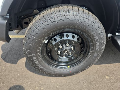 New 2026 Ford Bronco Outer Banks w/ Black Appearance Package AWD/4WD image 5