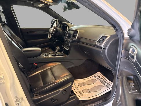 Used 2018 Jeep Grand Cherokee High Altitude AWD/4WD image 11