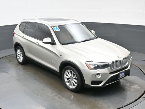 Used 2016 BMW X3 xDrive28i image 37
