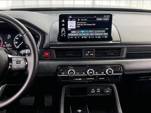 Used 2025 Honda Pilot EX-L image 6