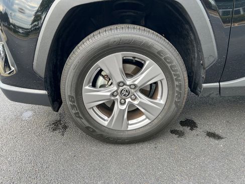 Used 2023 Toyota RAV4 LE image 27