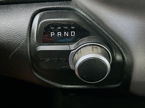 Used 2019 RAM 1500 Big Horn RWD image 16