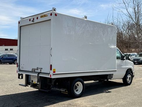 New 2025 Ford E-350 and Econoline 350 Super Duty w/ Power Equipment Group RWD image 3