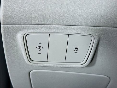 Certified 2024 Hyundai Tucson SE image 19