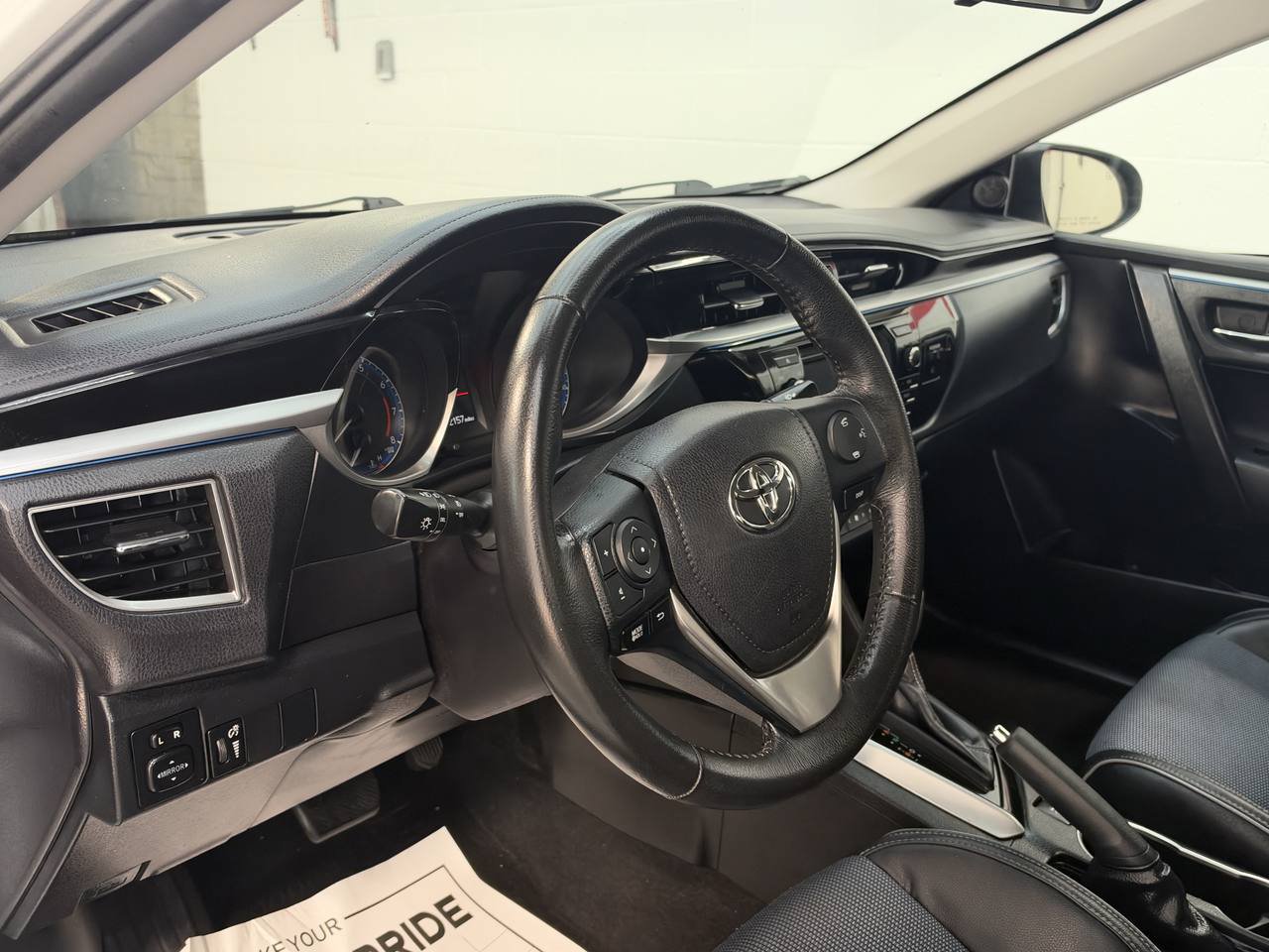 Used 2016 Toyota Corolla S FWD image 16