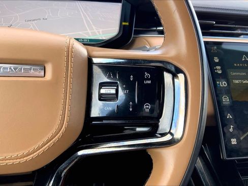 Used 2024 Land Rover Range Rover Sport Dynamic SE image 25