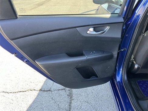 Used 2019 Kia Forte LXS image 16