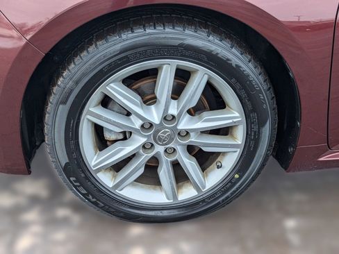 Used 2013 Toyota Avalon XLE image 11