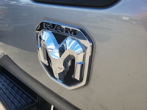 Used 2019 RAM 1500 Tradesman RWD image 11
