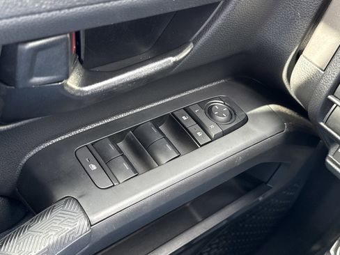 Used 2025 Toyota Tacoma SR5 image 16