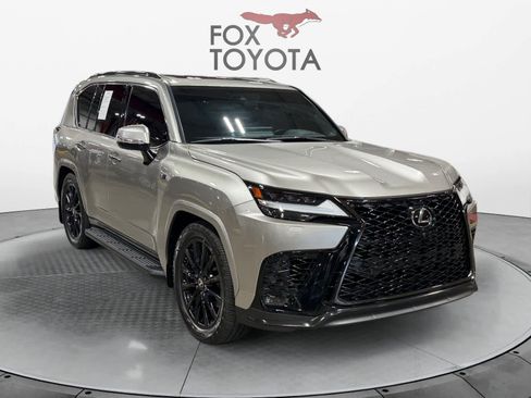 Used 2023 Lexus LX 600 F Sport w/ Accessory Package (Z1) AWD/4WD image 8