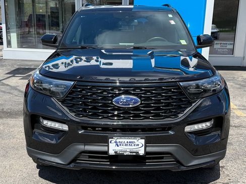 Used 2024 Ford Explorer ST-Line w/ Class IV Trailer Tow Package AWD/4WD image 2