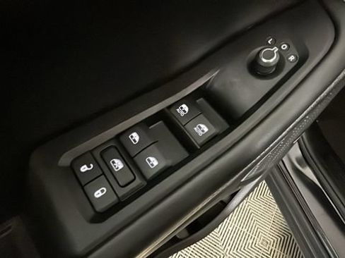Used 2024 Jeep Grand Cherokee Limited 4xe AWD/4WD image 10