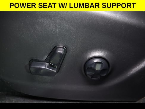 Used 2019 Jeep Cherokee Trailhawk AWD/4WD image 7