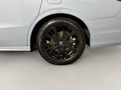 Used 2025 Honda Odyssey Sport-L image 18