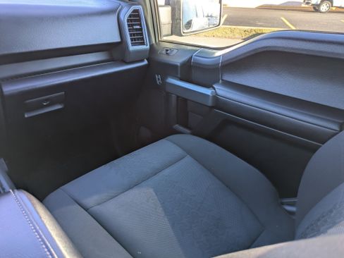 Used 2018 Ford F150 XLT w/ Equipment Group 302A Luxury image 18