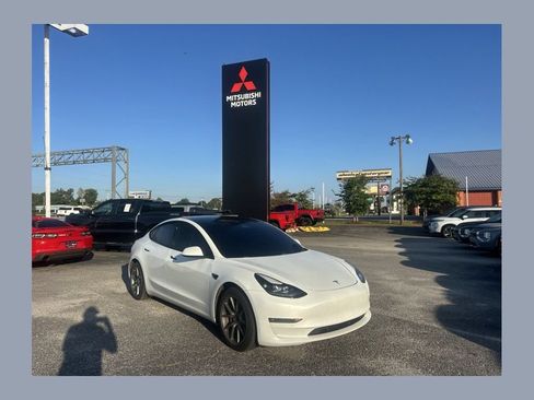 Used 2021 Tesla Model 3 Long Range AWD/4WD image 1