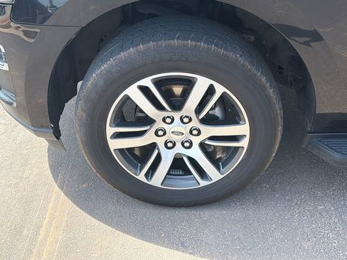 Used 2024 Ford Expedition Max Limited AWD/4WD image 11