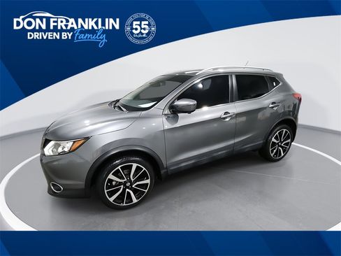 Used 2018 Nissan Rogue Sport SL w/ SL Premium Package image 1