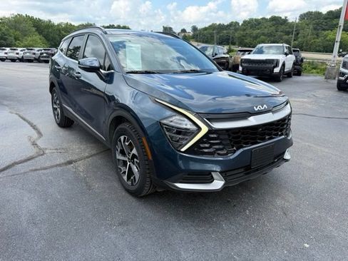 Used 2025 Kia Sportage EX w/ EX Premium Package AWD/4WD image 3