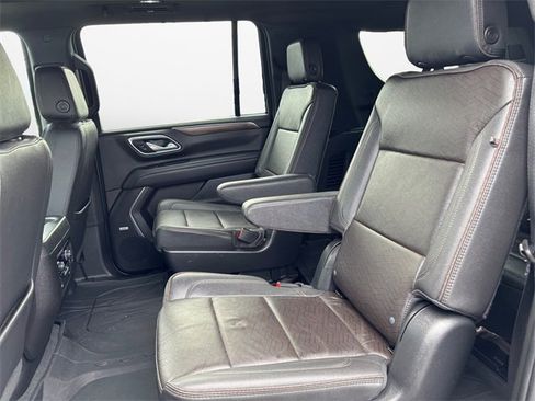 Used 2023 Chevrolet Suburban High Country w/ Premium Package 2 image 13