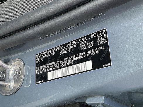 Certified 2024 Volvo S60 B5 Core AWD/4WD image 32