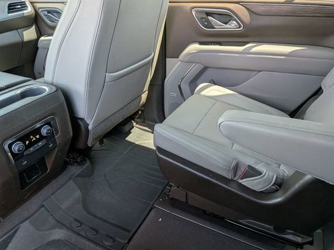 Used 2021 Chevrolet Tahoe Z71 AWD/4WD image 27