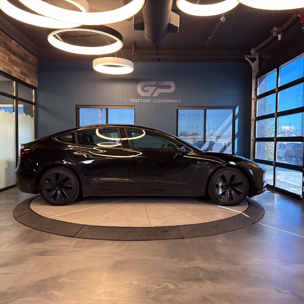 Used 2025 Tesla Model 3 Long Range RWD image 2