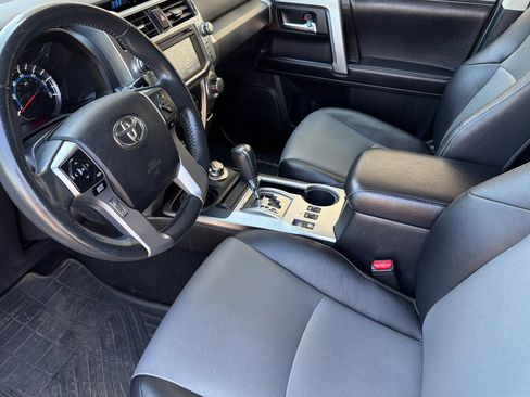 Used 2016 Toyota 4Runner SR5 Premium AWD/4WD image 10