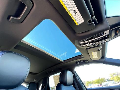 Used 2021 Porsche Cayenne image 29