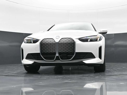 New 2026 BMW i4 eDrive40 w/ Premium Package RWD image 26