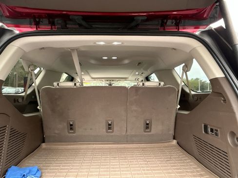 Used 2021 GMC Yukon XL Denali w/ Denali Premium Package image 34