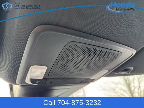 Used 2025 Honda Civic Sport image 29