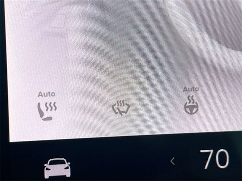 Used 2022 Tesla Model 3 Performance image 18