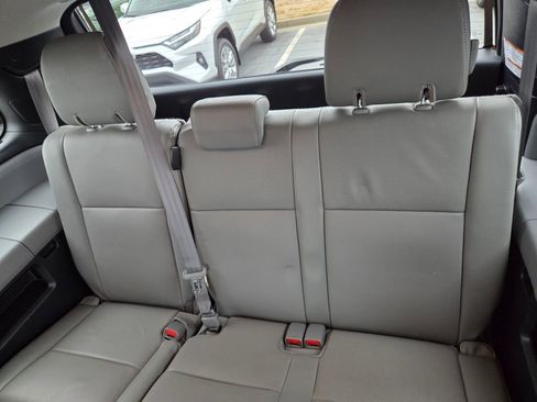 Used 2020 Toyota Sequoia Platinum image 10