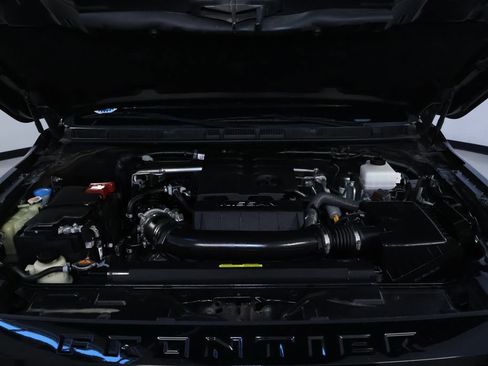 Used 2023 Nissan Frontier SV AWD/4WD image 30