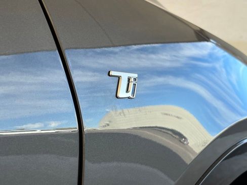 New 2024 Alfa Romeo Tonale Ti w/ Premium Interior Package image 4