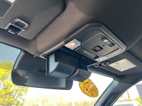 Used 2025 Toyota Tacoma SR5 image 29