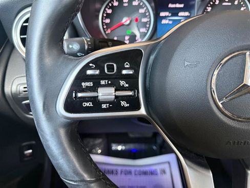 Used 2020 Mercedes-Benz GLC 300 4MATIC image 36