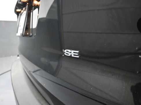 Used 2021 Ford EcoSport SE FWD image 32