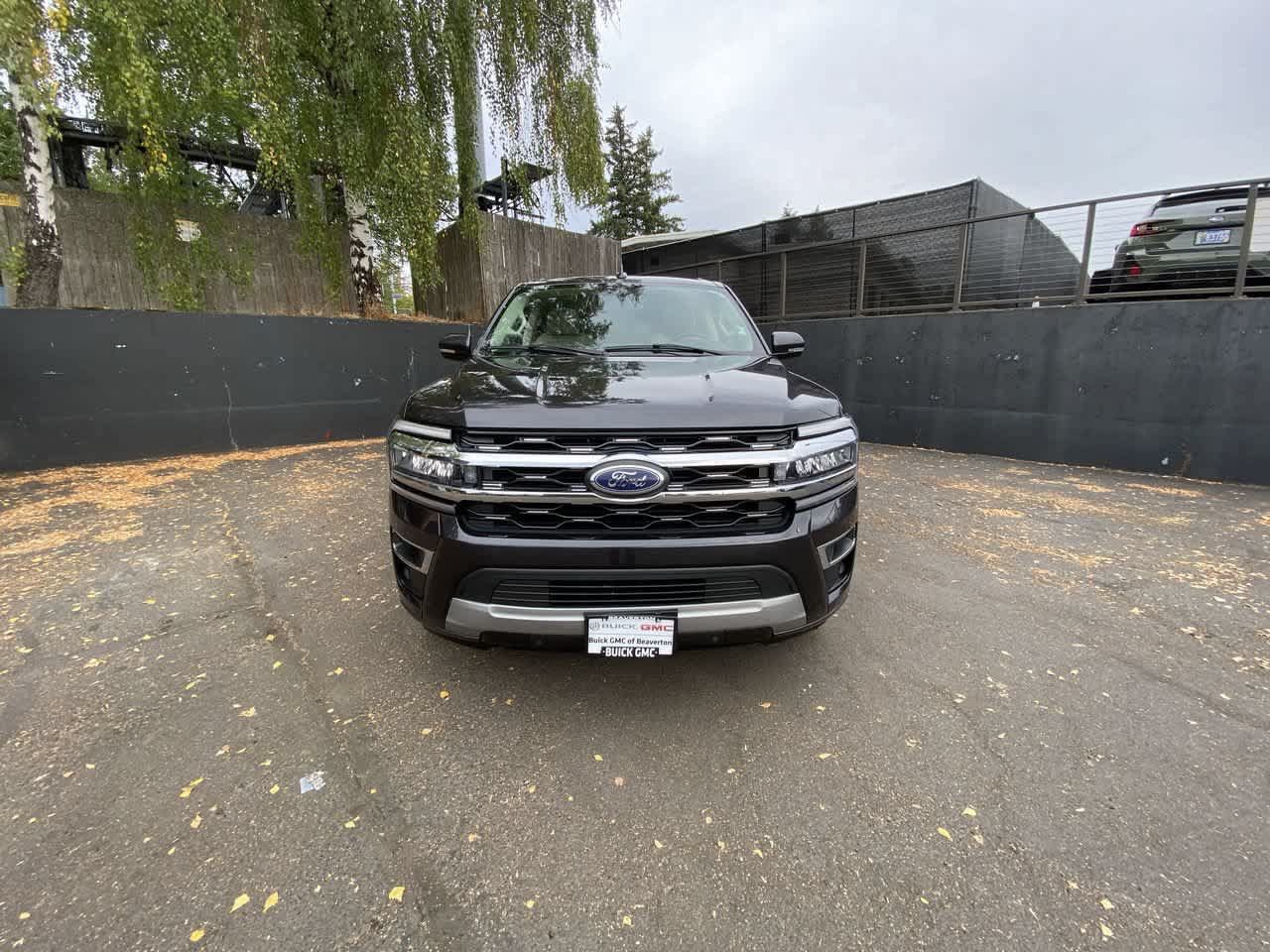 Used 2024 Ford Expedition Max Limited AWD/4WD image 9