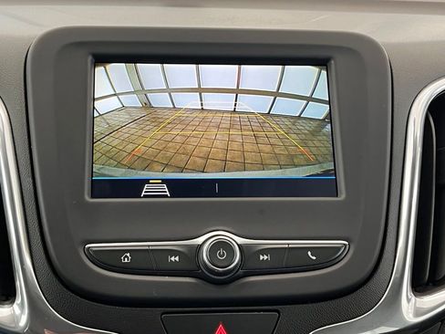 Used 2019 Chevrolet Equinox LT w/ Driver Convenience Package image 24