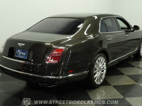 Used 2020 Bentley Mulsanne RWD image 11