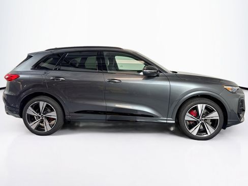 New 2025 Audi SQ5 Premium Plus image 4
